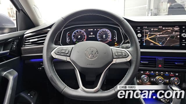 Volkswagen Jetta 2023 — ფოტო 12/20