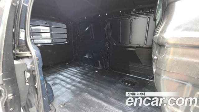 Hyundai Staria 2021 — Şəkil 12/20