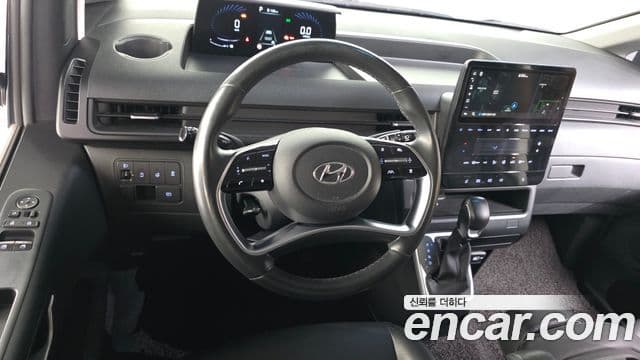 Hyundai Staria 2021 — Şəkil 13/20