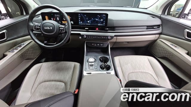 Kia Carnival 2024 — Şəkil 7/20