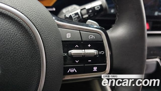 Kia Carnival 2024 — Şəkil 16/20