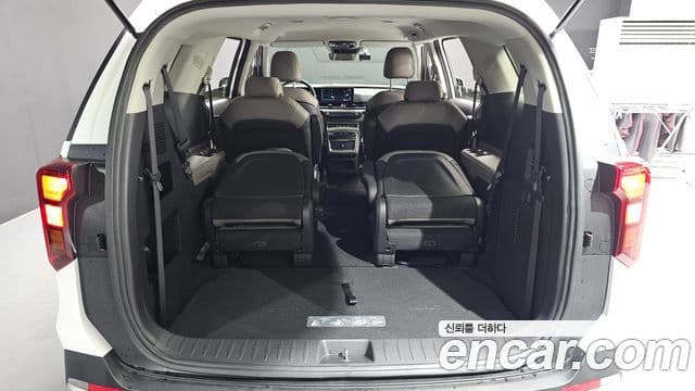Kia Carnival 2024 — Şəkil 20/20