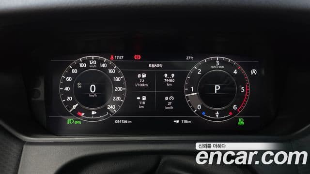 Land Rover Range Rover Velar 2018 — Şəkil 8/20