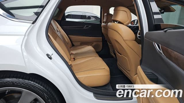 Genesis Electrified G80 2020 — Şəkil 12/20