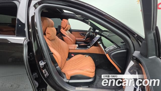 Mercedes-Benz S-Class 2022 — Фото 10/20