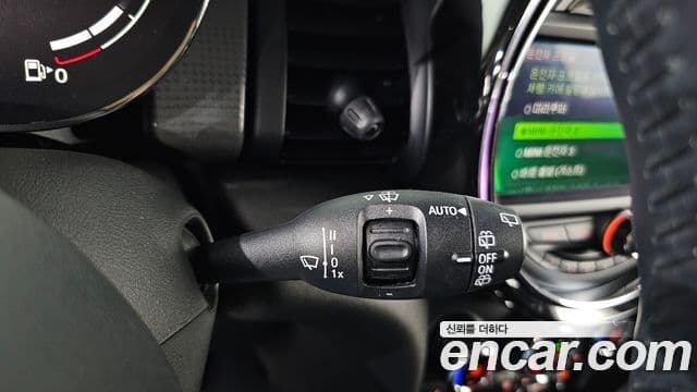 Mini Cooper 2021 — фото 20 из 20