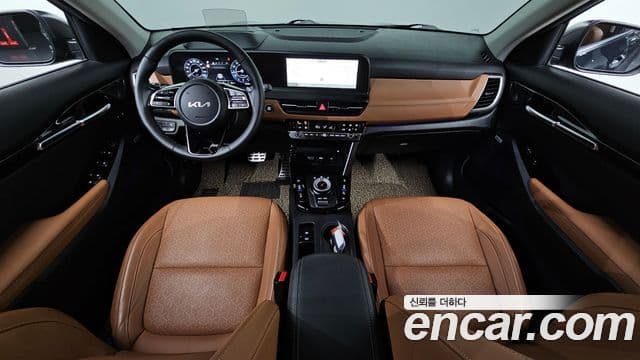 Kia Seltos 2023 — Şəkil 7/20