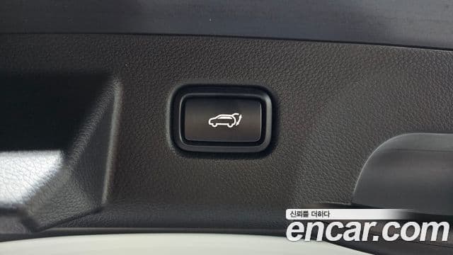 Kia Seltos 2023 — Şəkil 17/20