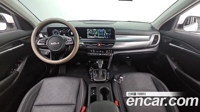 Kia Seltos 2022 — ფოტო 7/20