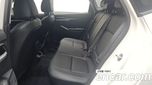 Kia Seltos 2022 — ფოტო 12/20