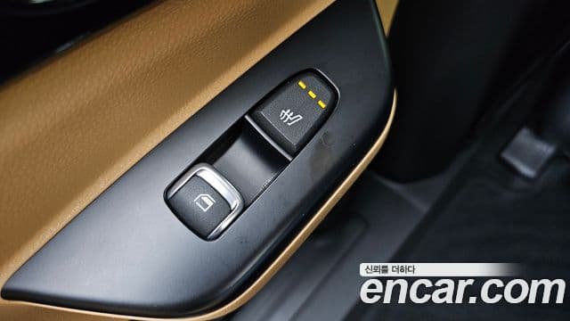 Kia Carnival 2021 — Şəkil 19/20
