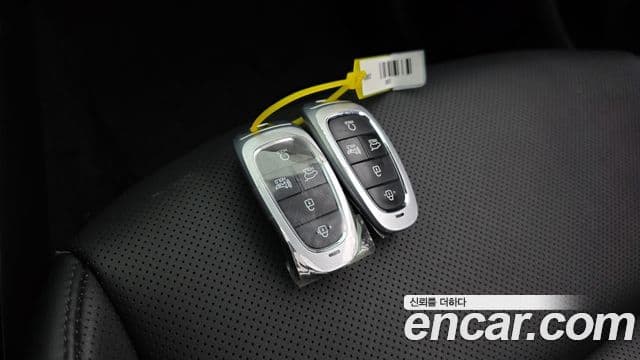 Hyundai The New Tucson 2022 — ფოტო 17/20