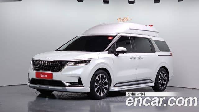 Kia Carnival 2021 — ფოტო 1/20