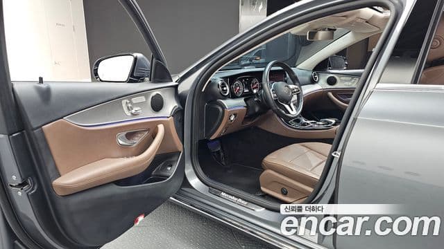 Mercedes-Benz E-Class 2019 — Şəkil 9/20