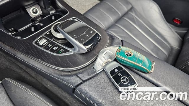 Mercedes-Benz E-Class 2018 — Şəkil 15/20