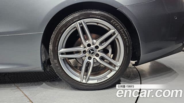 Mercedes-Benz E-Class 2018 — ფოტო 24/30