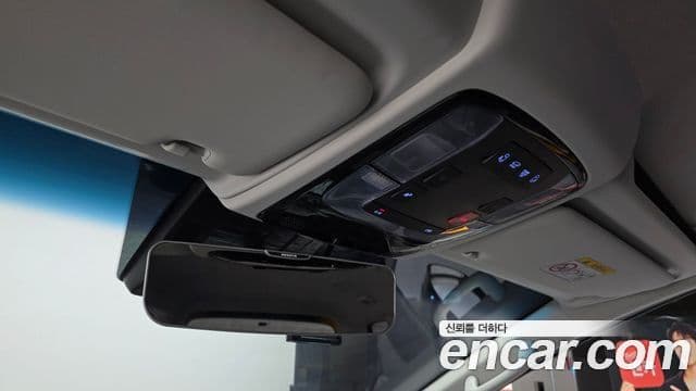 Hyundai Staria 2025 — Фото 19/20