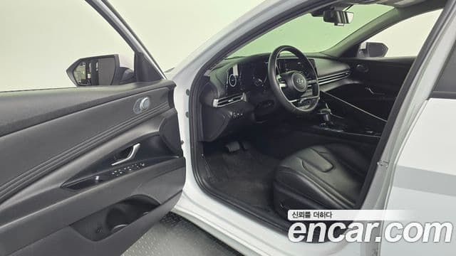 Hyundai Avante 2022 — Фото 10/20