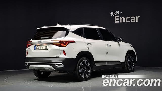 Kia Seltos 2021 — ფოტო 2/20