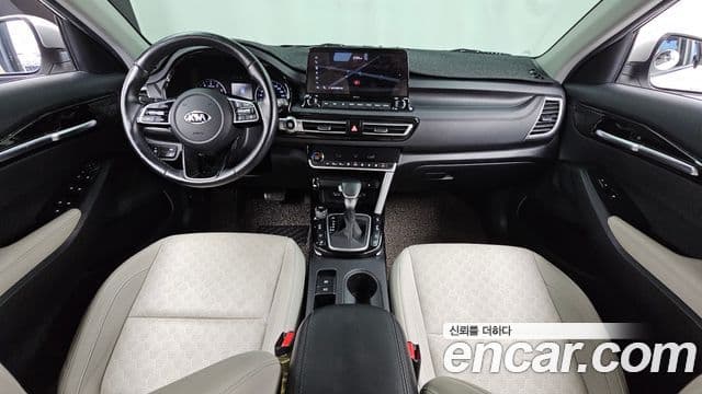 Kia Seltos 2021 — фото 7 из 20
