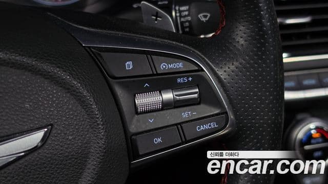 Genesis G70 2018 — Şəkil 13/20