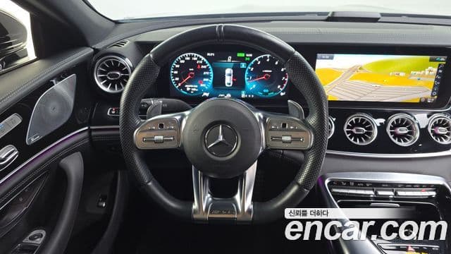 Mercedes-Benz AMG GT 2020 — Фото 13/20