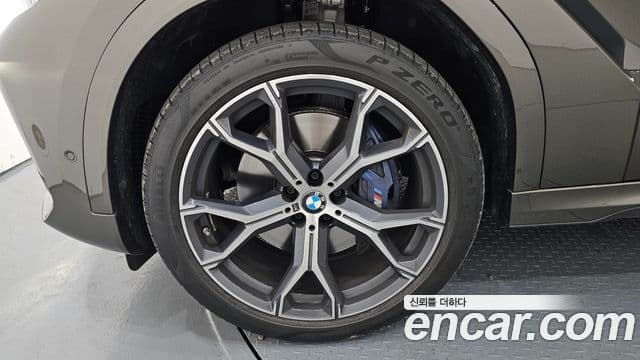 BMW X6 2022 — ფოტო 5/20