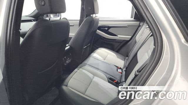 Land Rover Range Rover Evoque 2022 — Photo 22/34