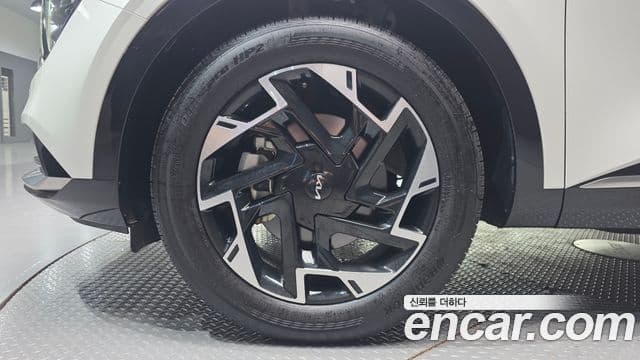 Kia Sportage 2022 — ფოტო 5/20