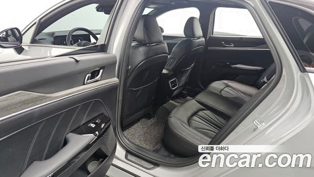 Kia K5 2024 — ფოტო 12/20