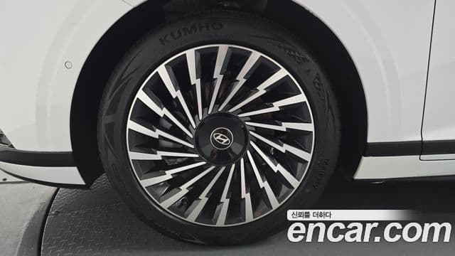 Hyundai Grandeur 2025 — Фото 4/20