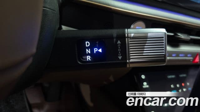 Hyundai Grandeur 2025 — Фото 8/20