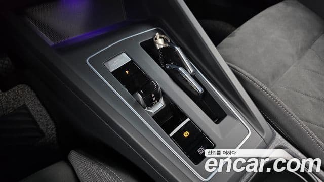 Volkswagen Golf 2022 — ფოტო 9/20