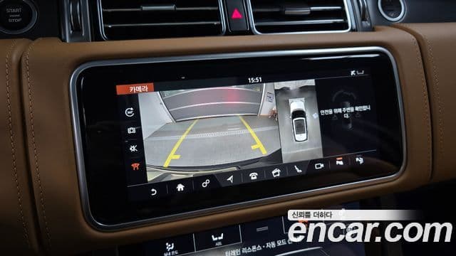 Land Rover Range Rover 2021 — ფოტო 14/20