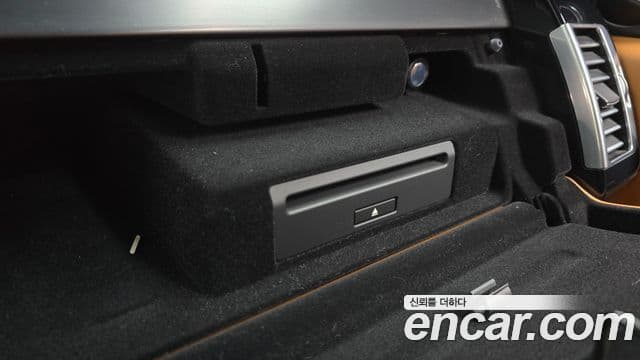 Land Rover Range Rover 2021 — Photo 5/33