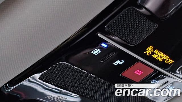 Hyundai Grandeur 2023 — ფოტო 19/20