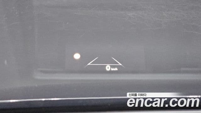 Hyundai Grandeur Hybrid 2023 — Photo 22/34