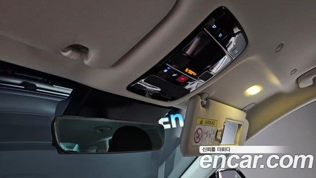 Hyundai Grandeur Hybrid 2023 — Photo 28/34