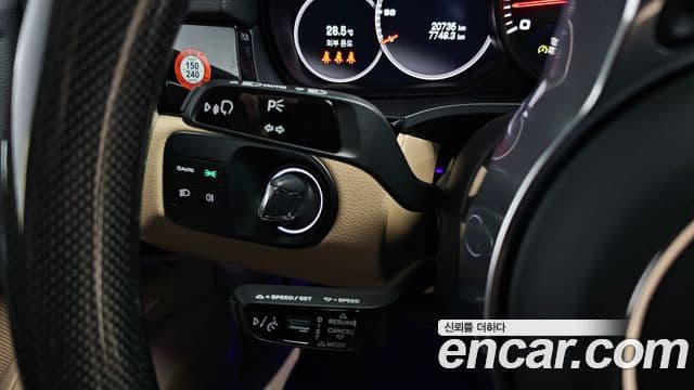 Porsche Cayenne 2022 — Photo 3/35