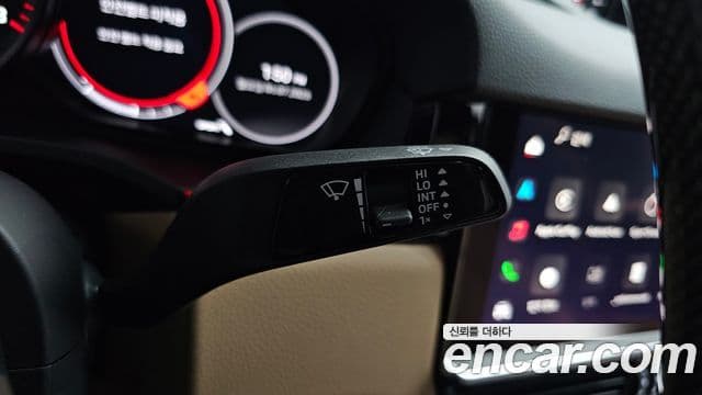 Porsche Cayenne 2022 — Photo 2/35