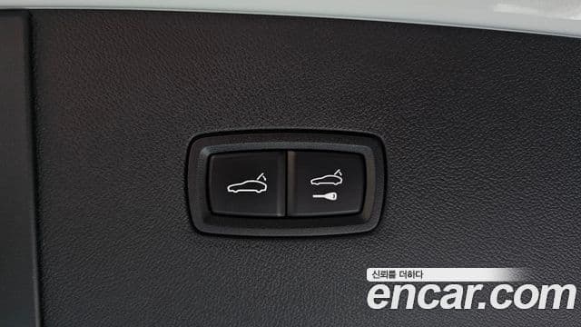 Porsche Cayenne 2022 — Photo 11/35