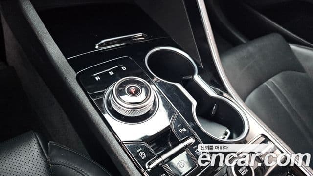 Kia K5 2021 — ფოტო 9/20