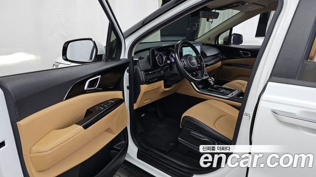 Kia Carnival 2023 — Şəkil 10/20