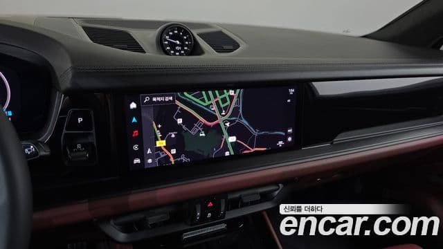 Porsche Cayenne 2025 — Şəkil 12/20