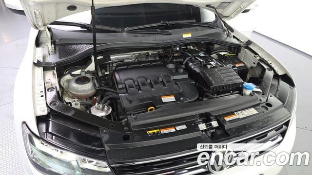 Volkswagen Tiguan 2020 — Şəkil 6/20