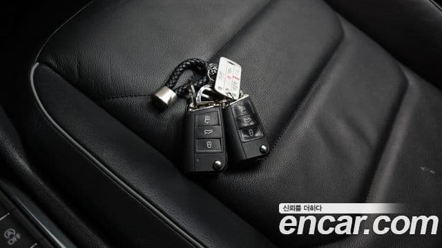 Volkswagen Tiguan 2020 — Şəkil 18/20