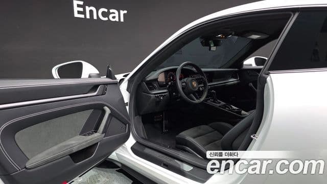Porsche 911 2025 — Şəkil 10/20