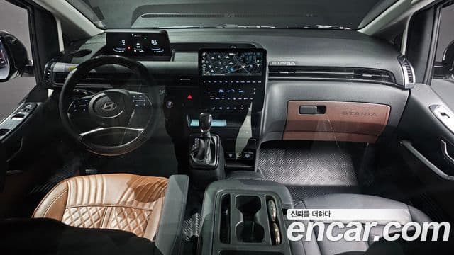 Hyundai Staria 2024 — ფოტო 7/20