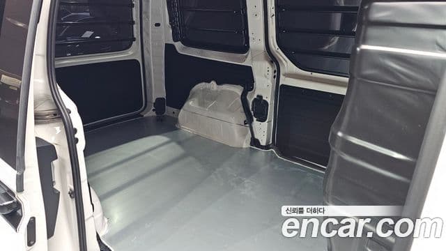 Hyundai Staria 2024 — ფოტო 12/20