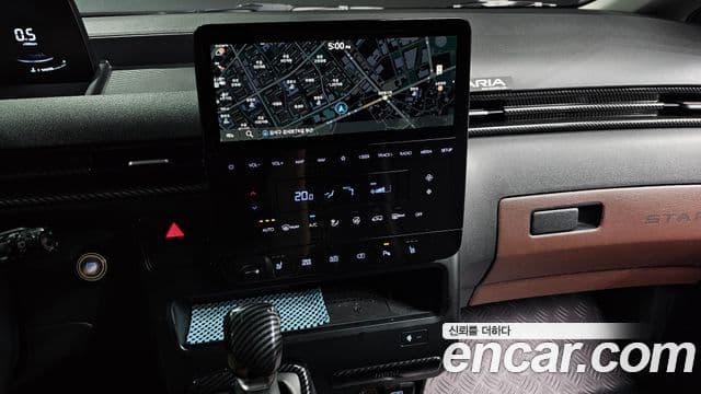 Hyundai Staria 2024 — ფოტო 14/20